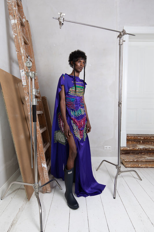 Silk Embroidered "SOACHA" Dress